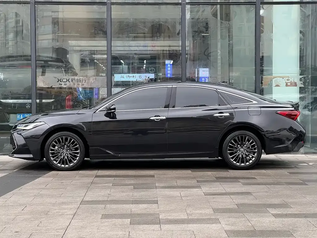 Toyota Avalon 2023 из CN, фото 6