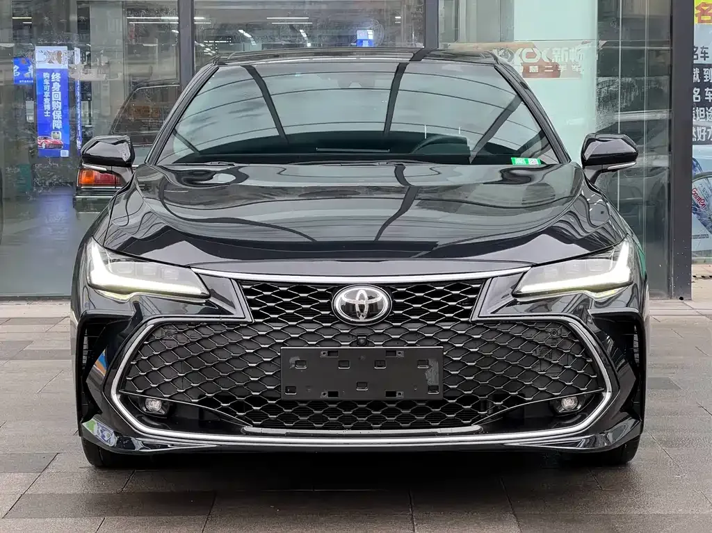 Toyota Avalon 2023 из CN, фото 8