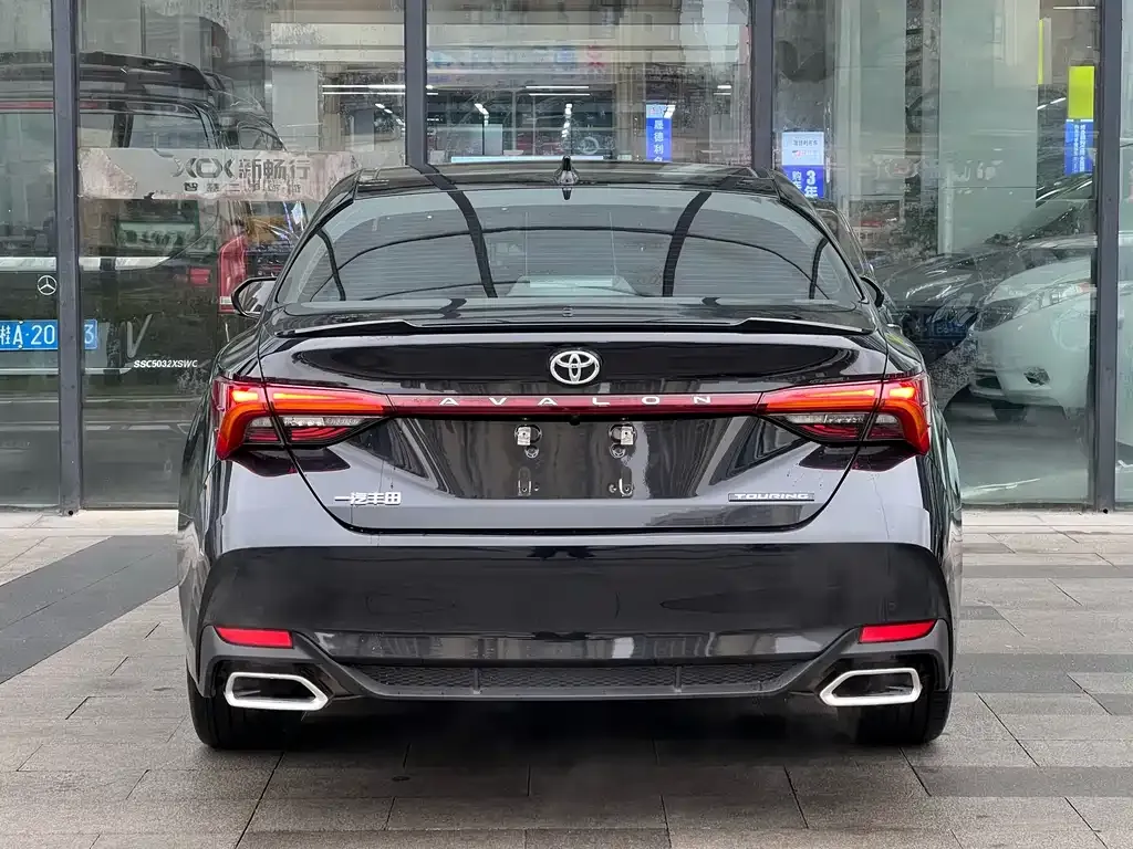 Toyota Avalon 2023 из CN, фото 10