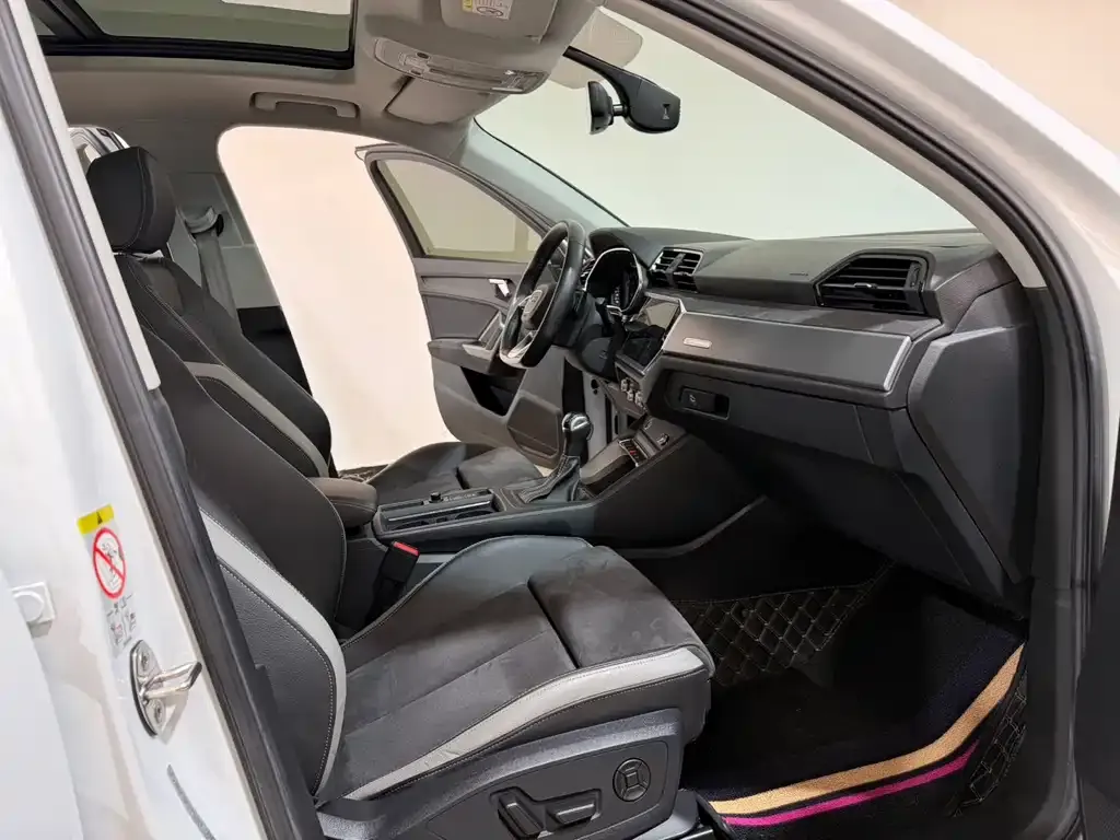 Audi Q3 2022 из CN, фото 10