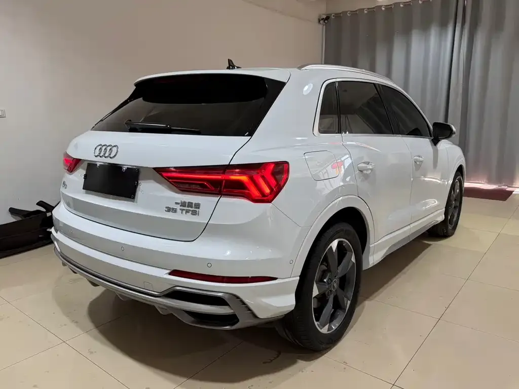Audi Q3 2022 из CN, фото 6