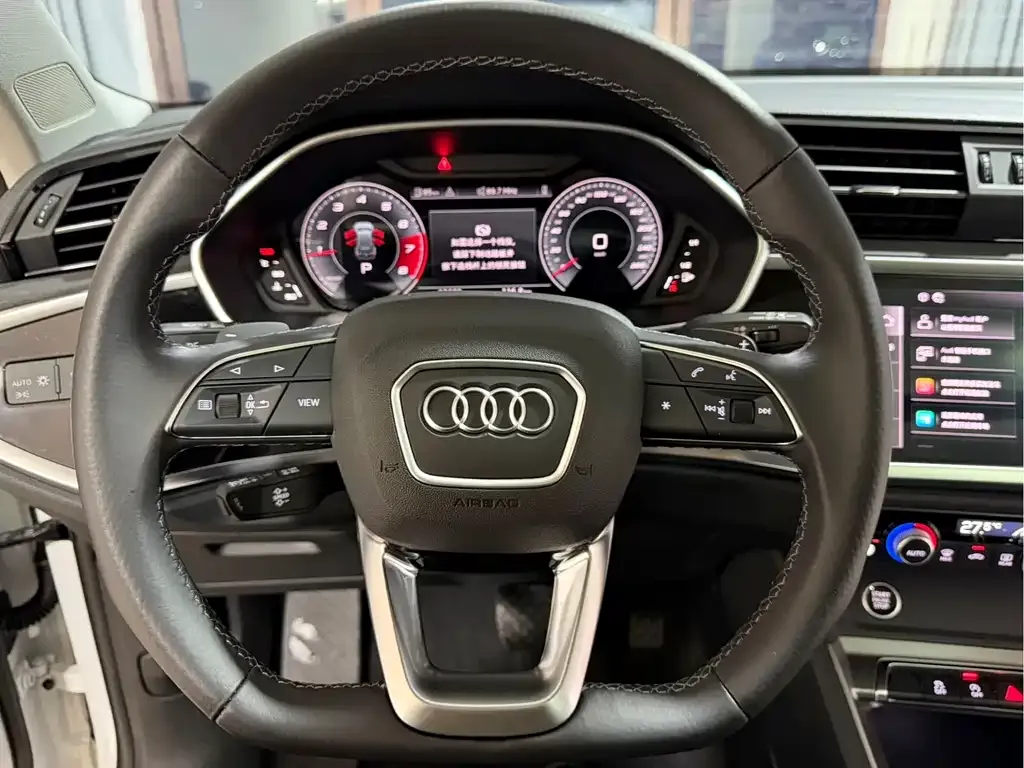 Audi Q3 2022 из CN, фото 7
