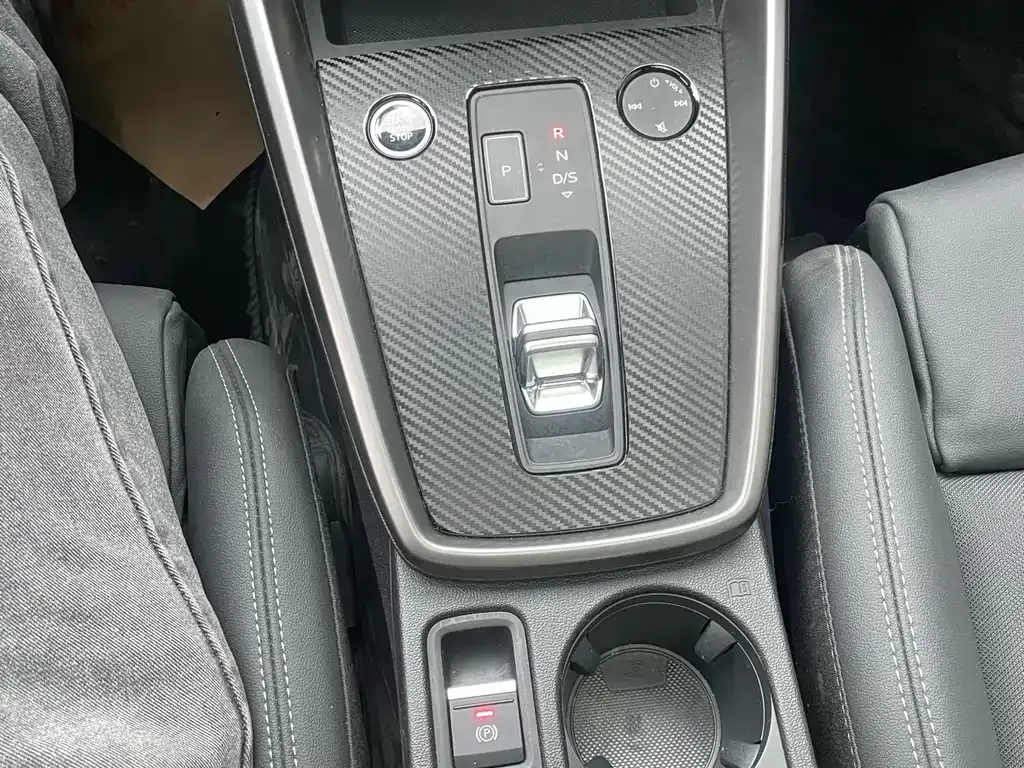 Audi A3 2023 из CN, фото 10