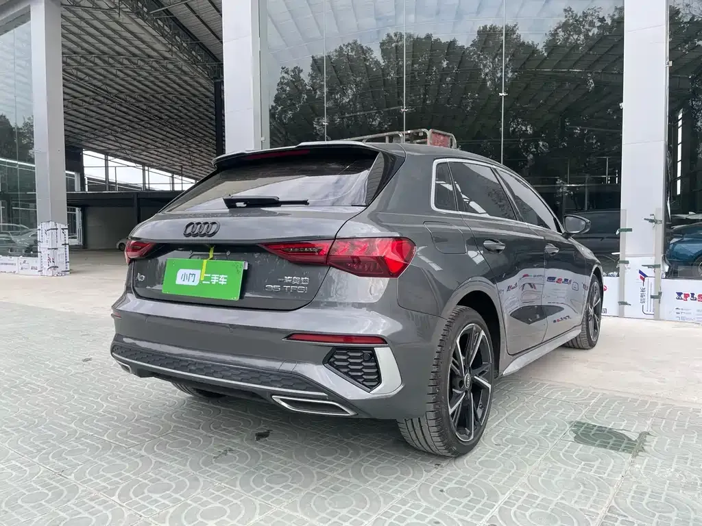 Audi A3 2023 из CN, фото 4