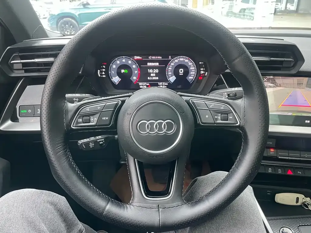 Audi A3 2023 из CN, фото 6