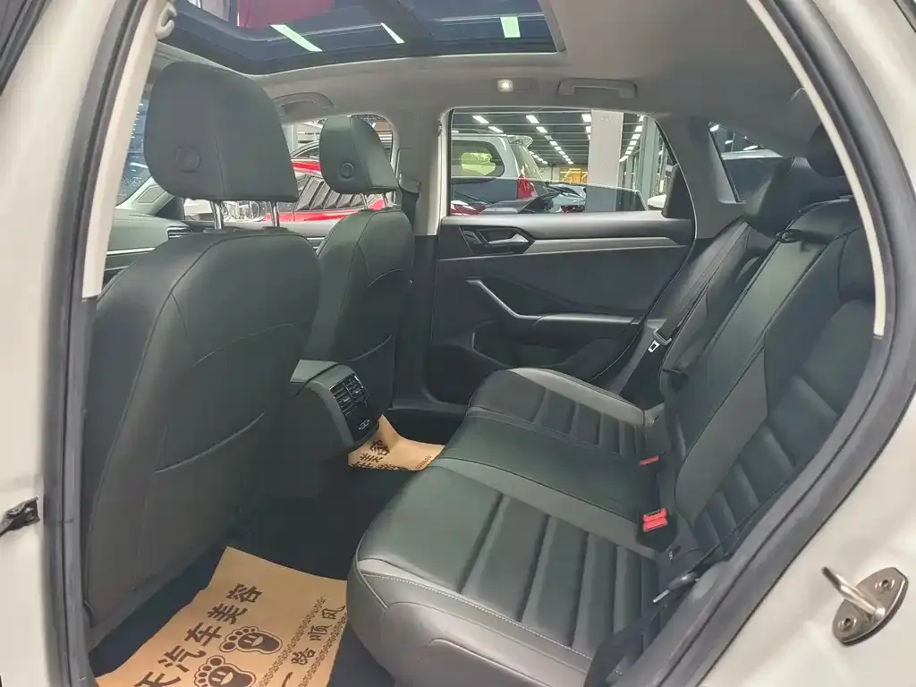 Volkswagen Sagitar 2021 из CN, фото 6