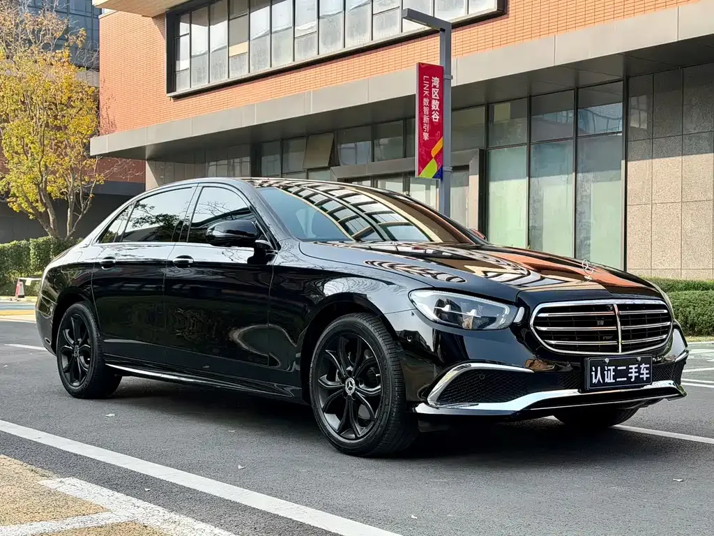 Mercedes-Benz E-Class 2022 из CN, фото 2