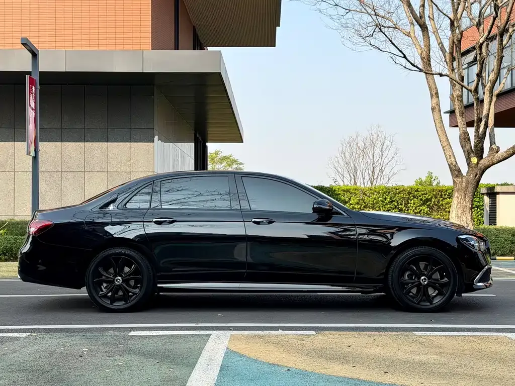 Mercedes-Benz E-Class 2022 из CN, фото 6