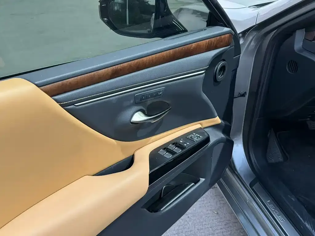 Lexus ES 2024 из CN, фото 6