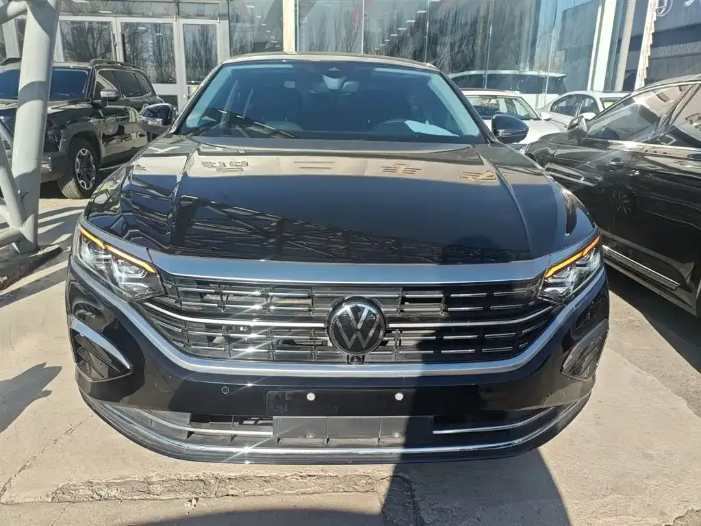 Volkswagen Passat — фото 8