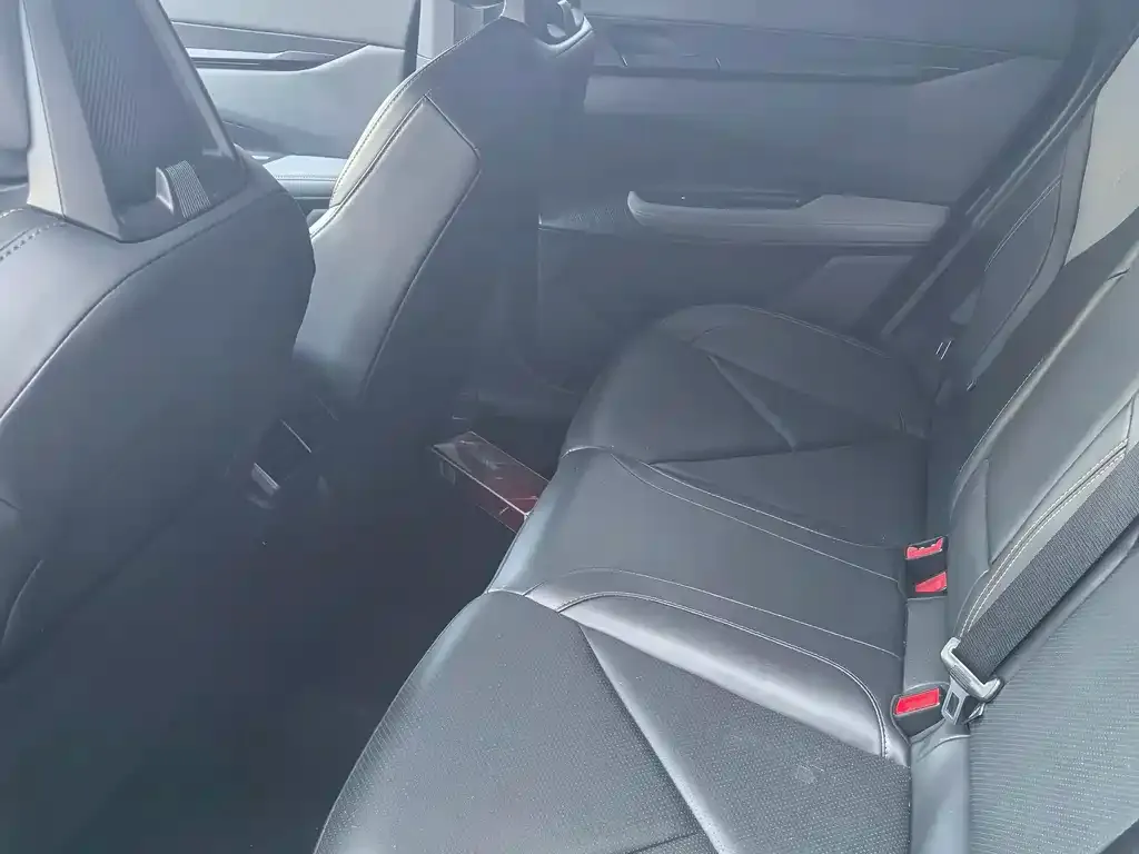 Changan UNI-V 2023 из CN, фото 2