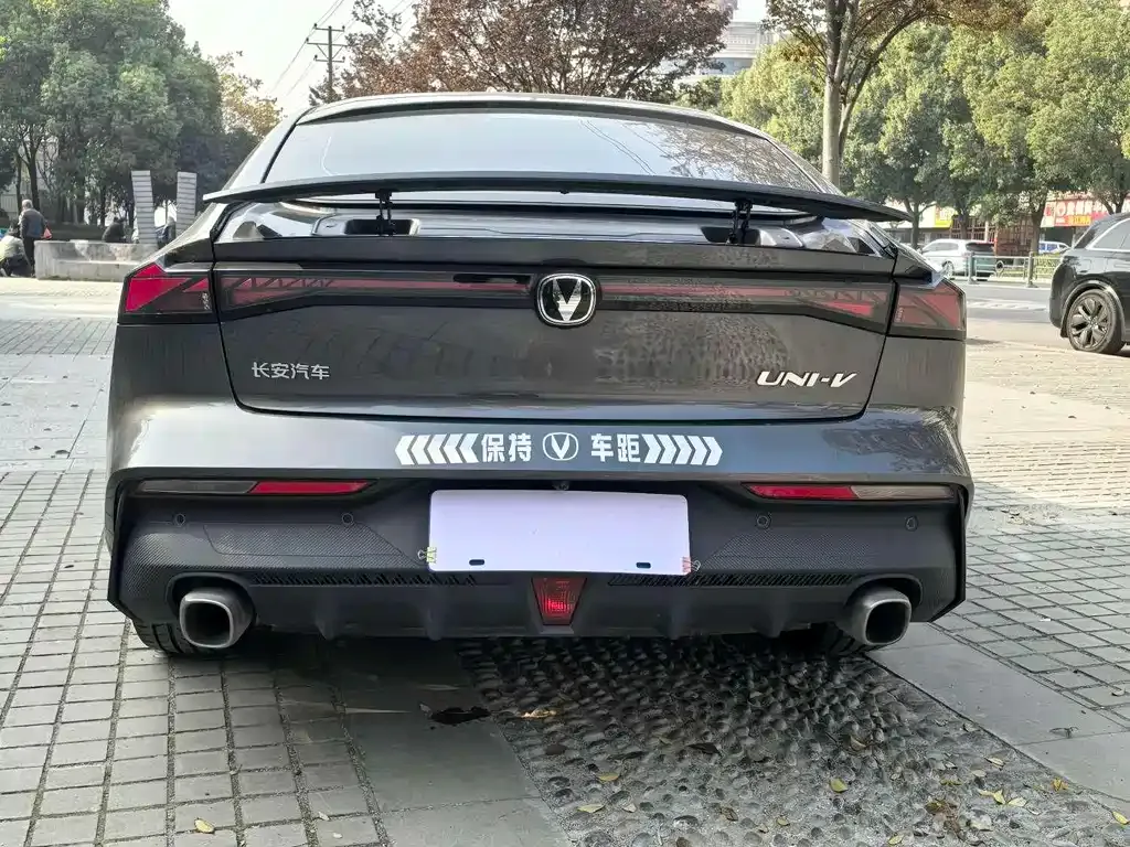 Changan UNI-V 2023 из CN, фото 3