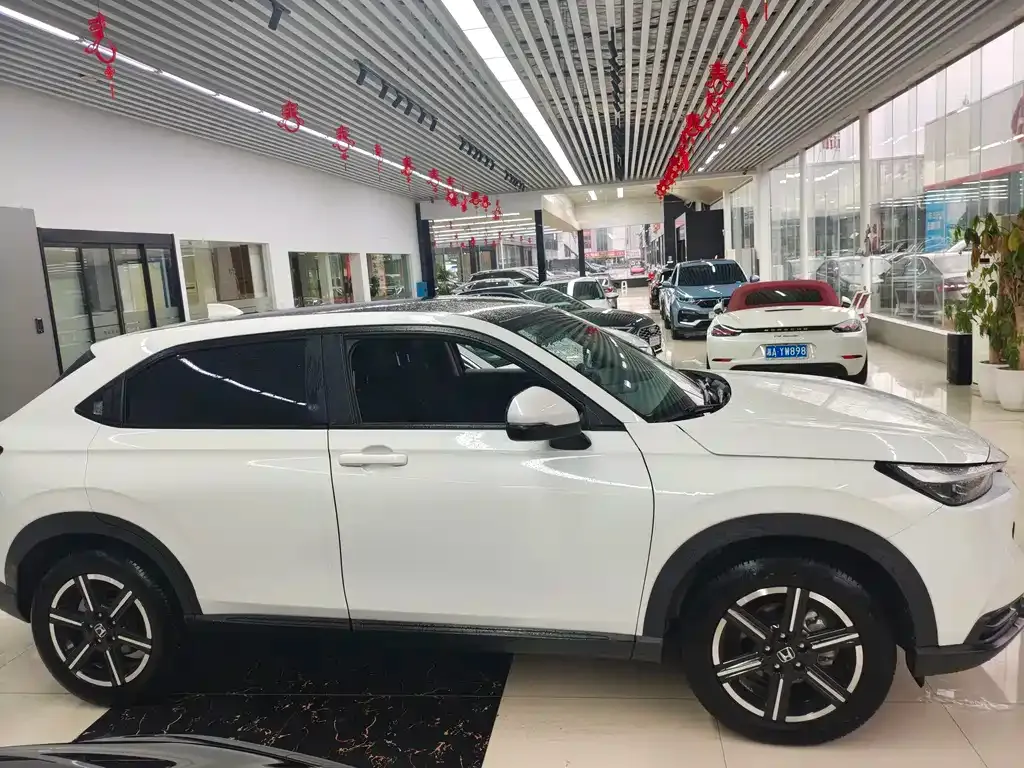 Honda Vezel 2023 из CN, фото 5