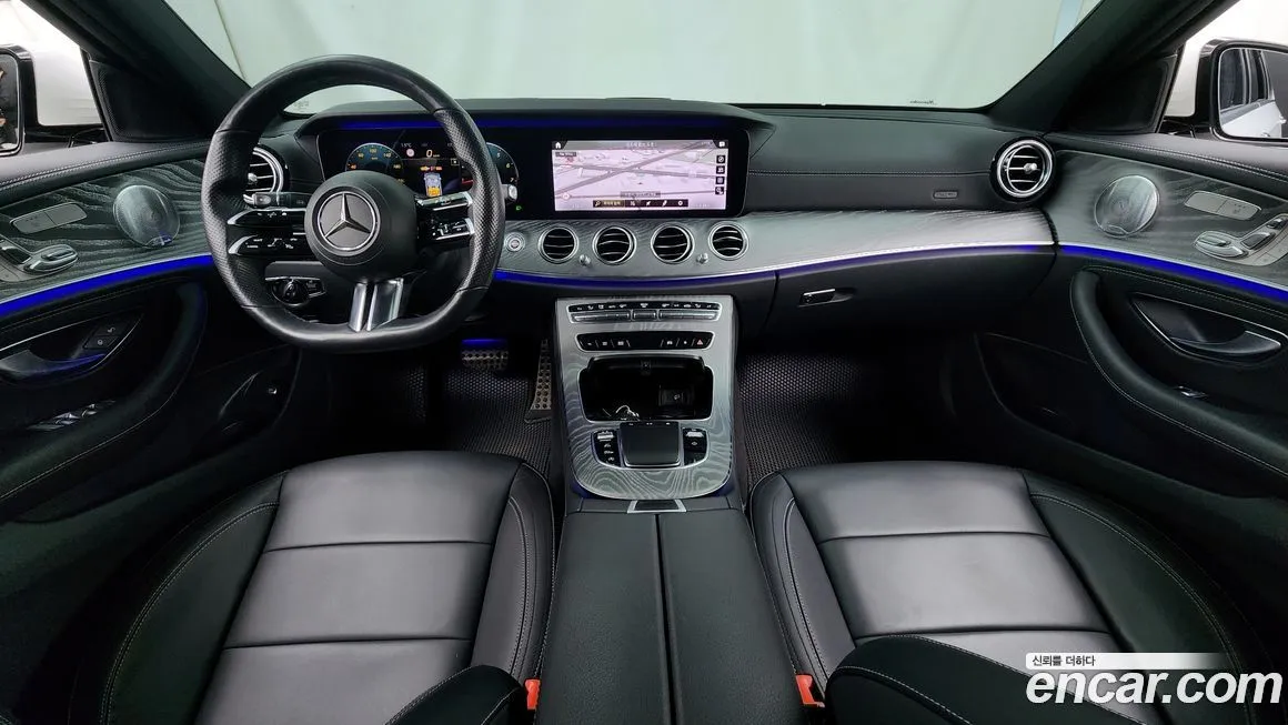 Mercedes-Benz E-Class — фото 10