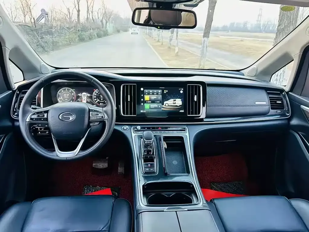 GAC Motor Trumpchi M8 — фото 2