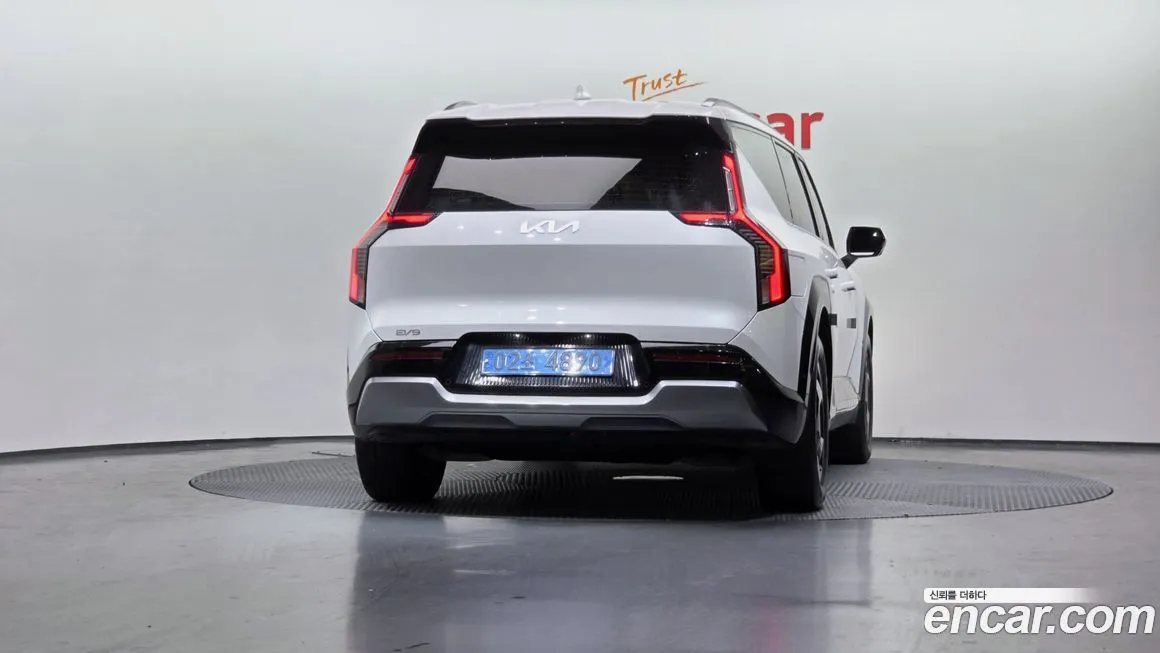 Kia EV9 2024 из KR, фото 3