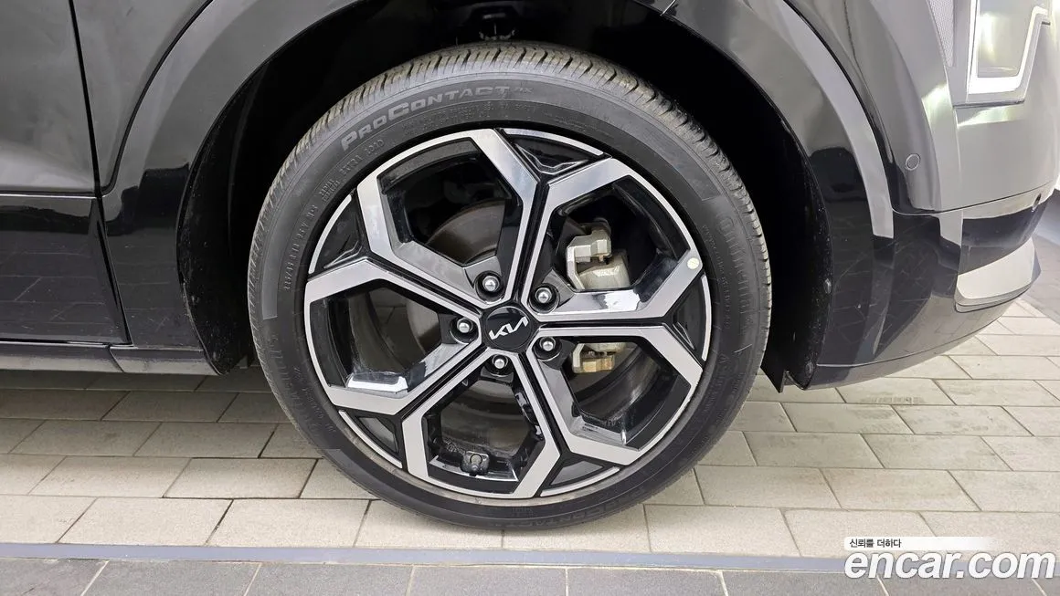 Kia Niro — фото 10