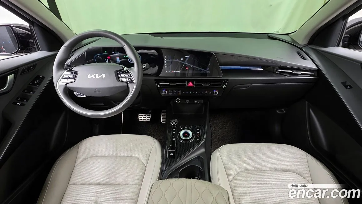 Kia Niro — фото 5
