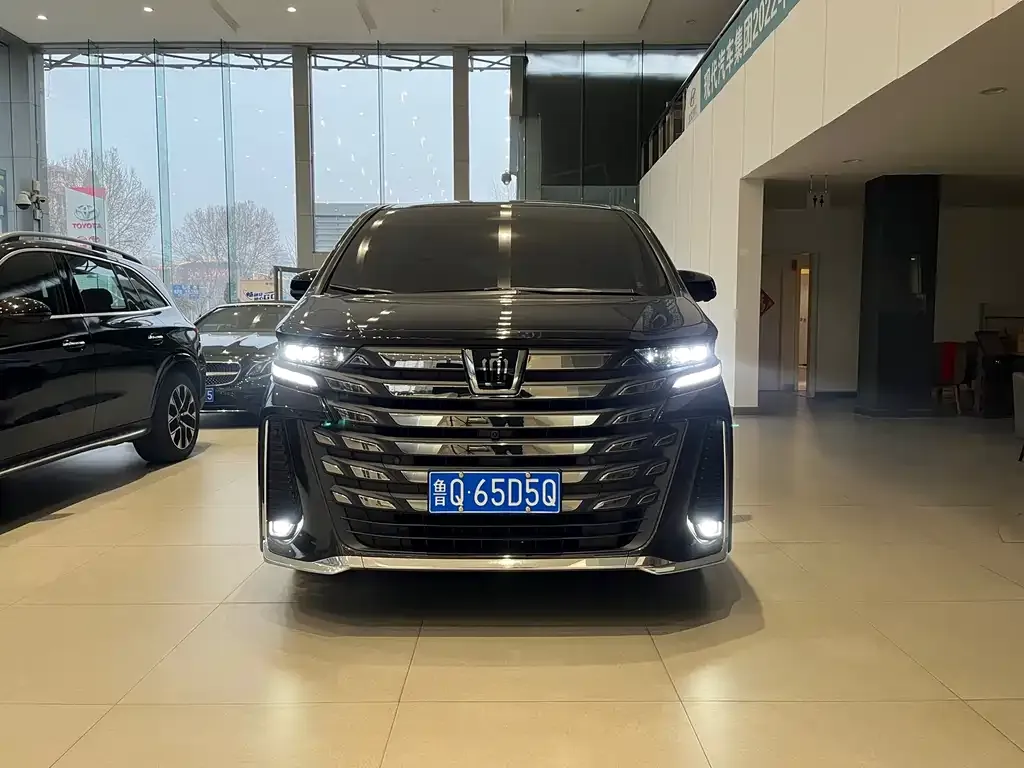 Toyota Vellfire 2024 из CN, фото 8