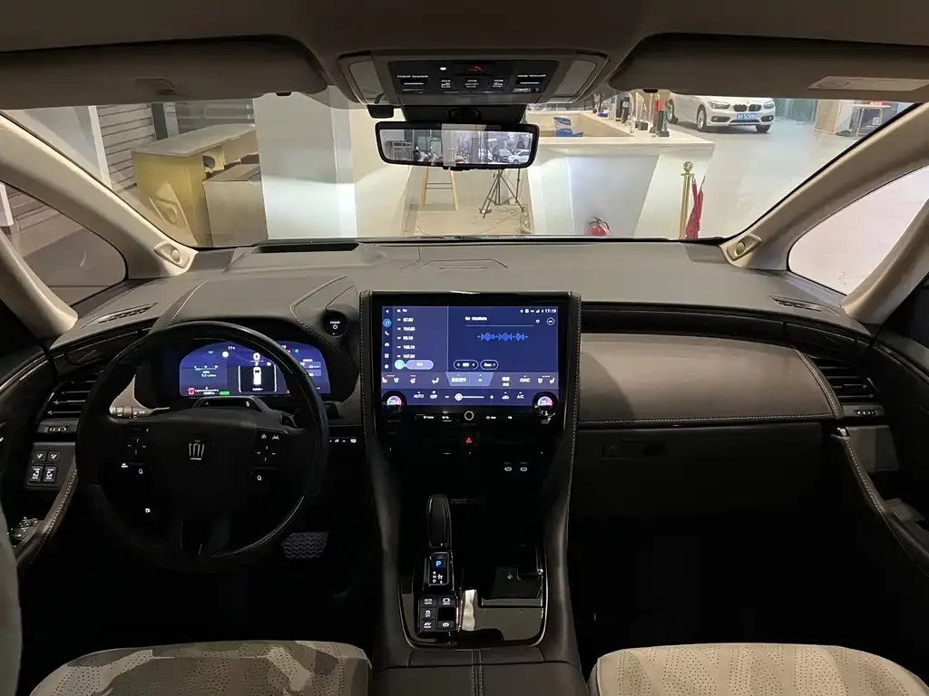 Toyota Vellfire 2024 из CN, фото 5