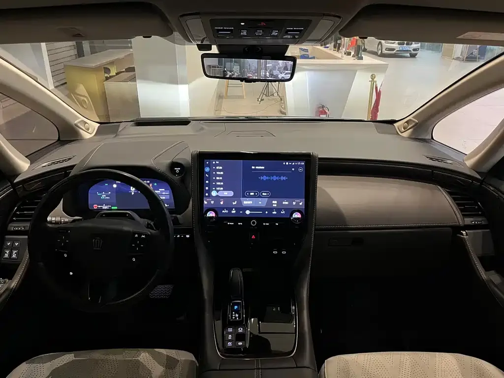 Toyota Vellfire 2024 из CN, фото 10
