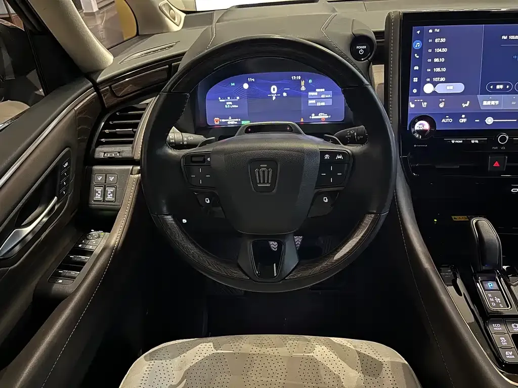 Toyota Vellfire 2024 из CN, фото 2