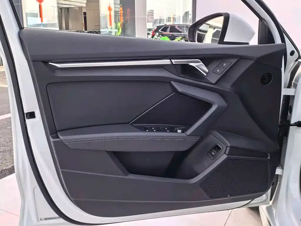 Audi A3 2022 из CN, фото 4