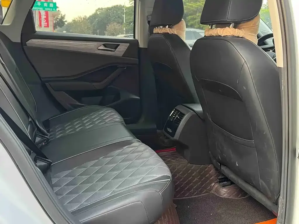 Volkswagen Sagitar 2024 из CN, фото 4