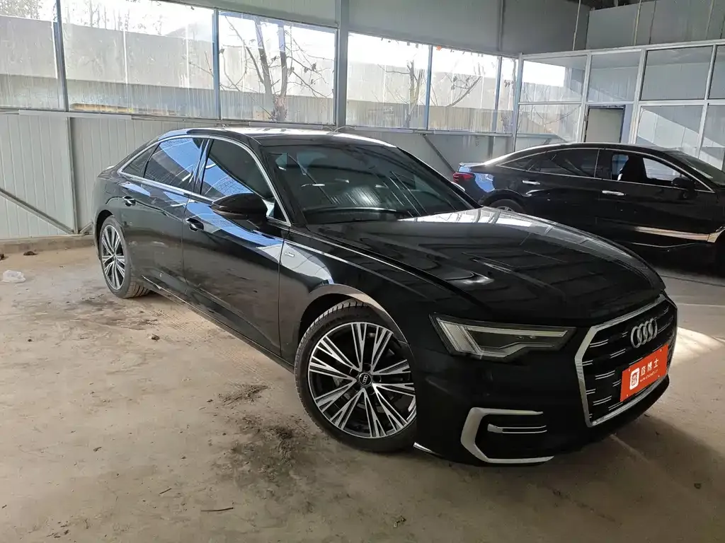 Audi A6L — фото 5