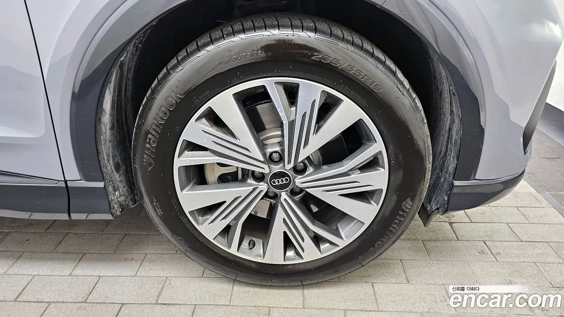 Audi Q4 e-tron 2025 из KR, фото 5