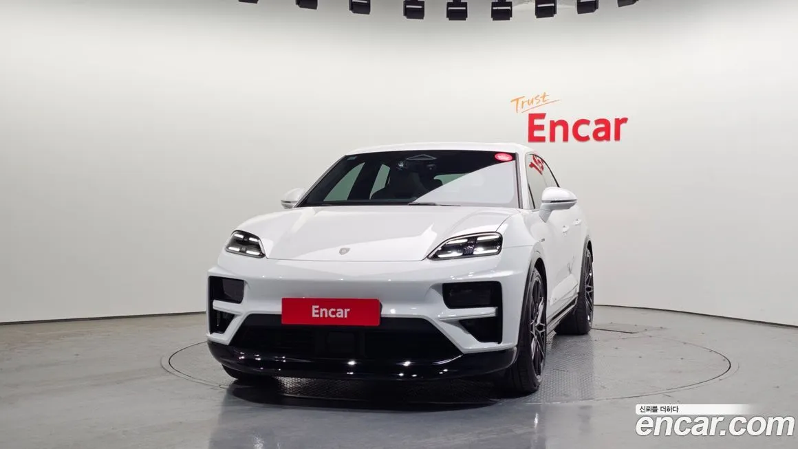 Porsche Macan 2025 из KR, фото 3
