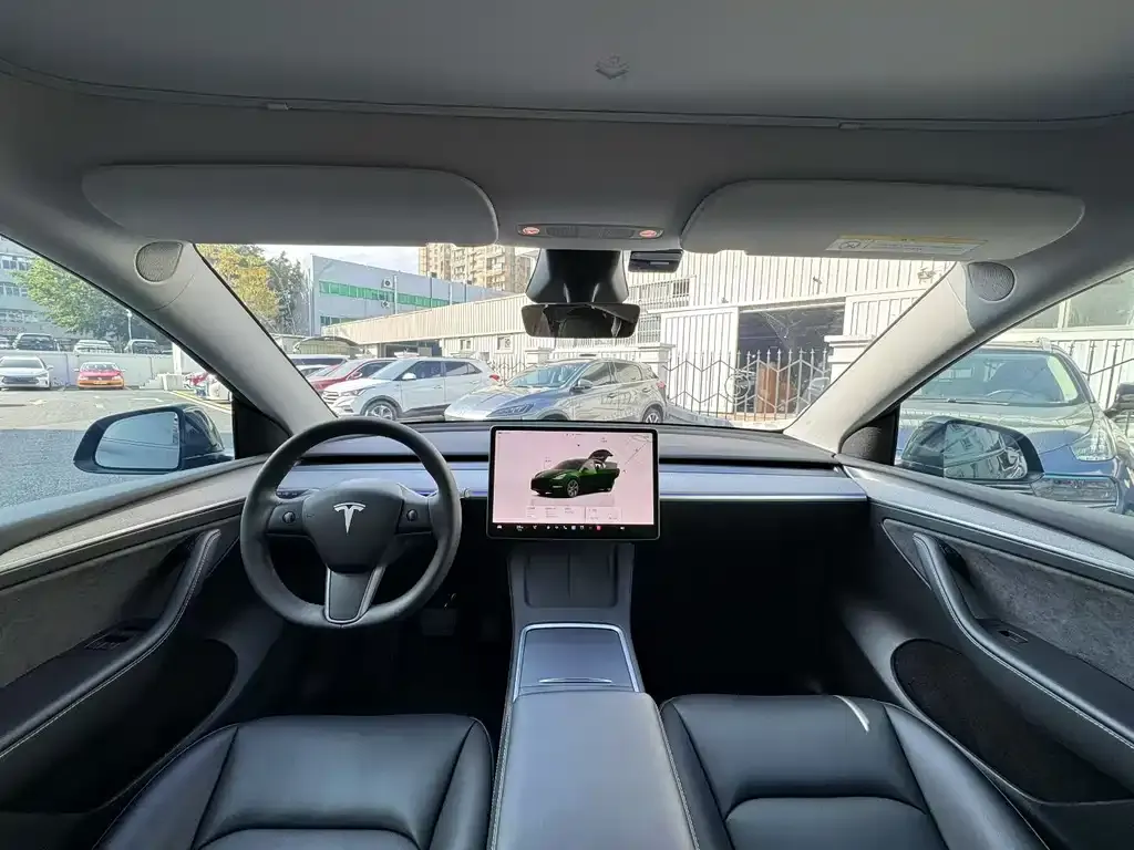 Tesla Model Y 2024 из CN, фото 5