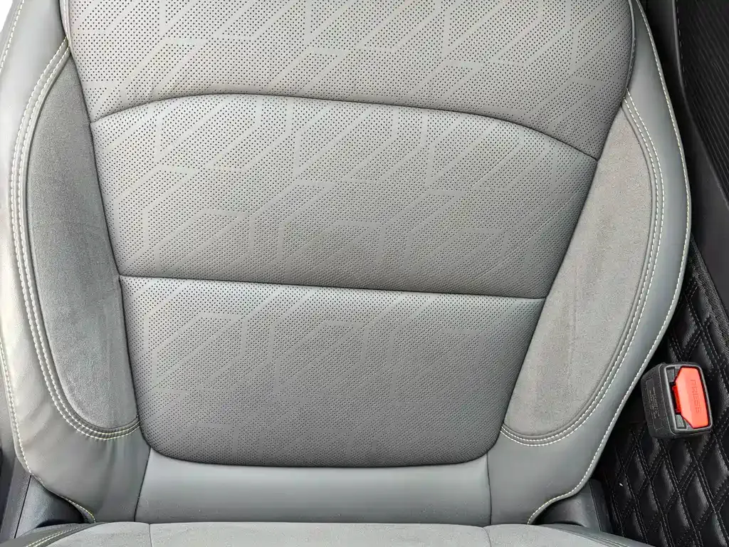 Lynk & Co 08 EM-P 2024 из CN, фото 9