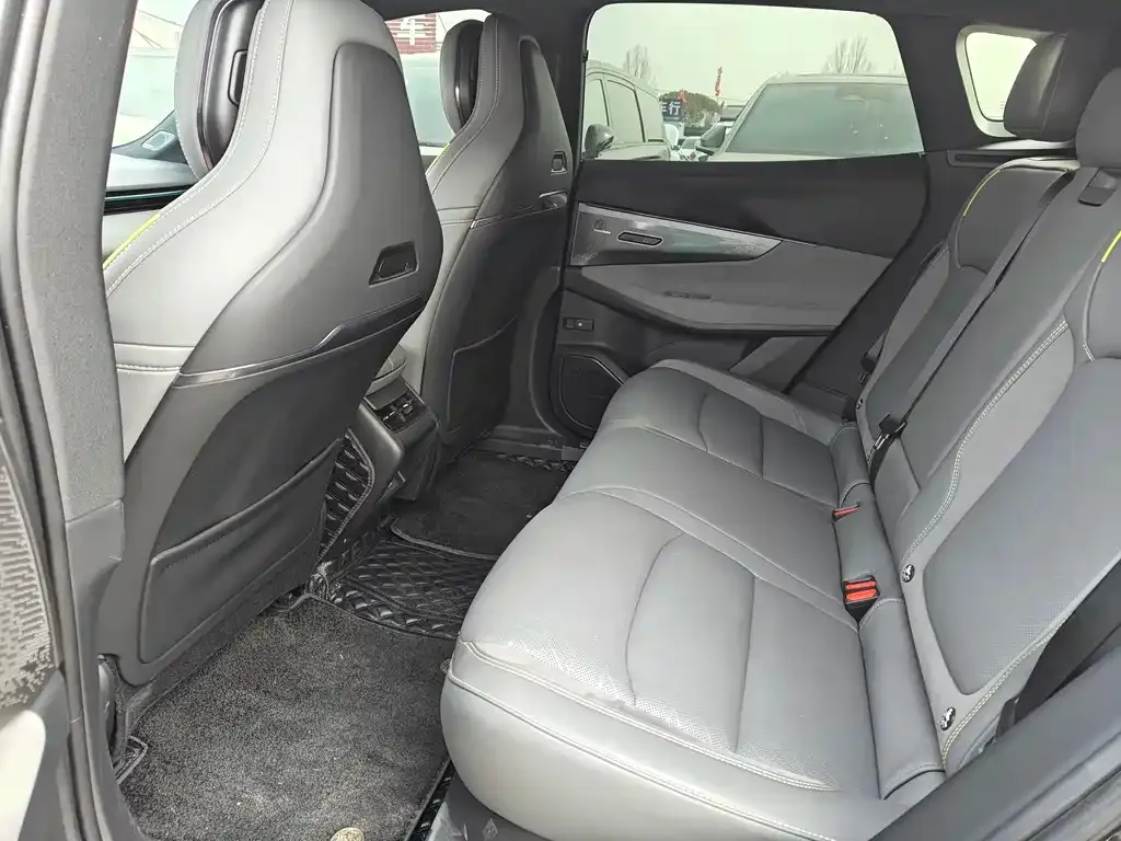 Lynk & Co 08 EM-P 2024 из CN, фото 6