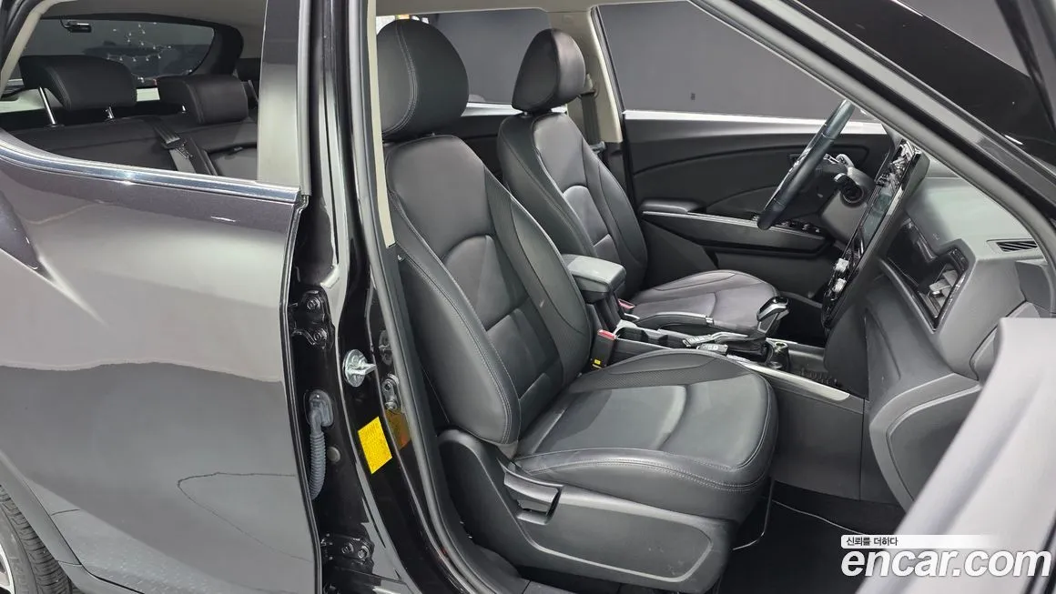 KG Mobility (Ssangyong) TIBOLI 2022 из KR, фото 8