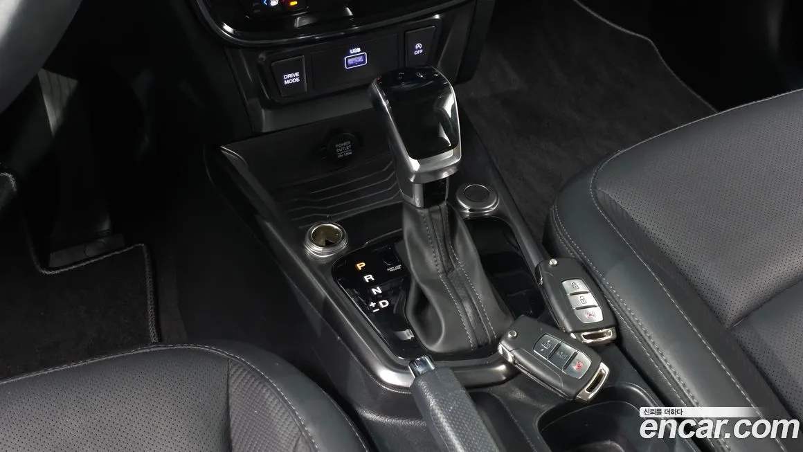 KG Mobility (Ssangyong) TIBOLI 2022 из KR, фото 9
