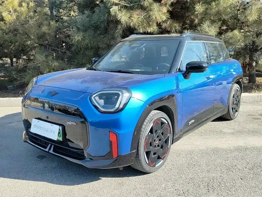 MINI Aceman JCW Electric