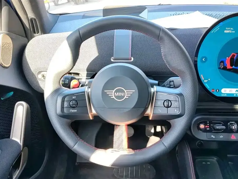 MINI Aceman JCW Electric 2025 из CN, фото 3