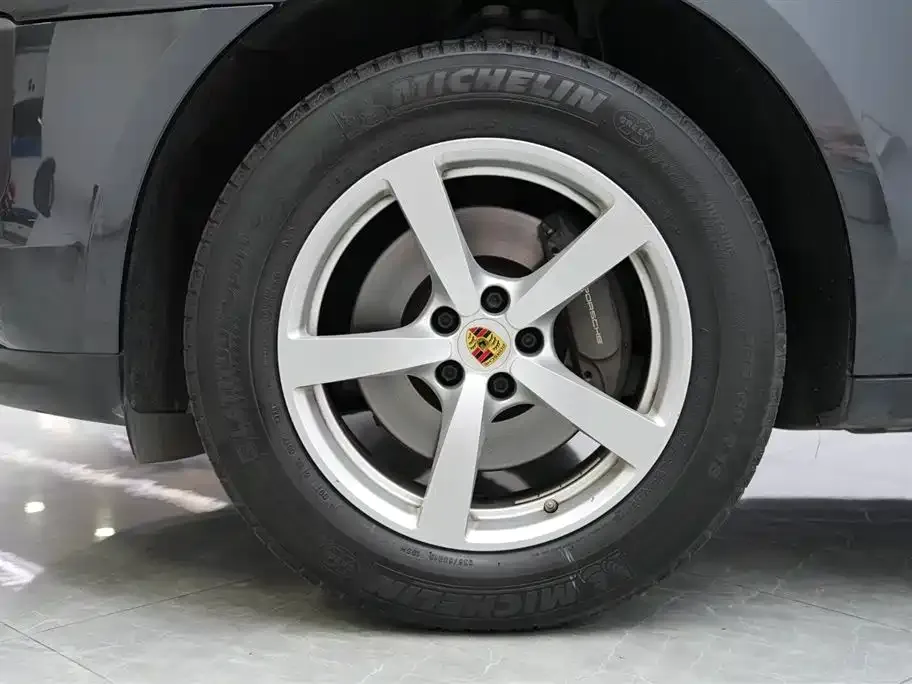 Porsche Macan 2021 из CN, фото 3