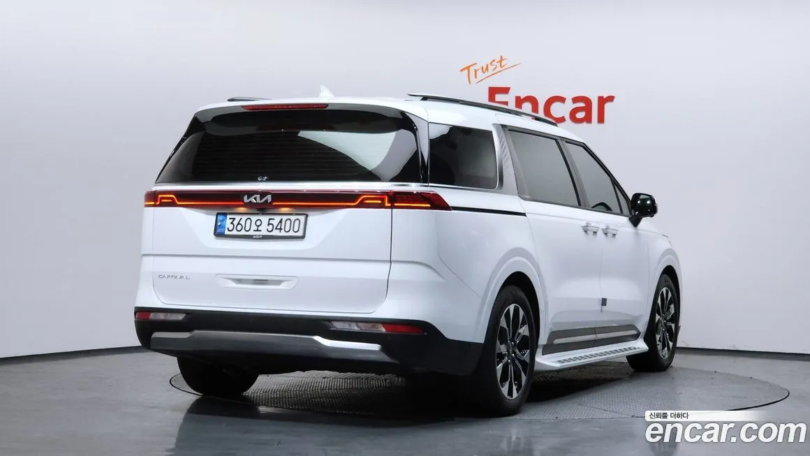 Kia Carnival — фото 2