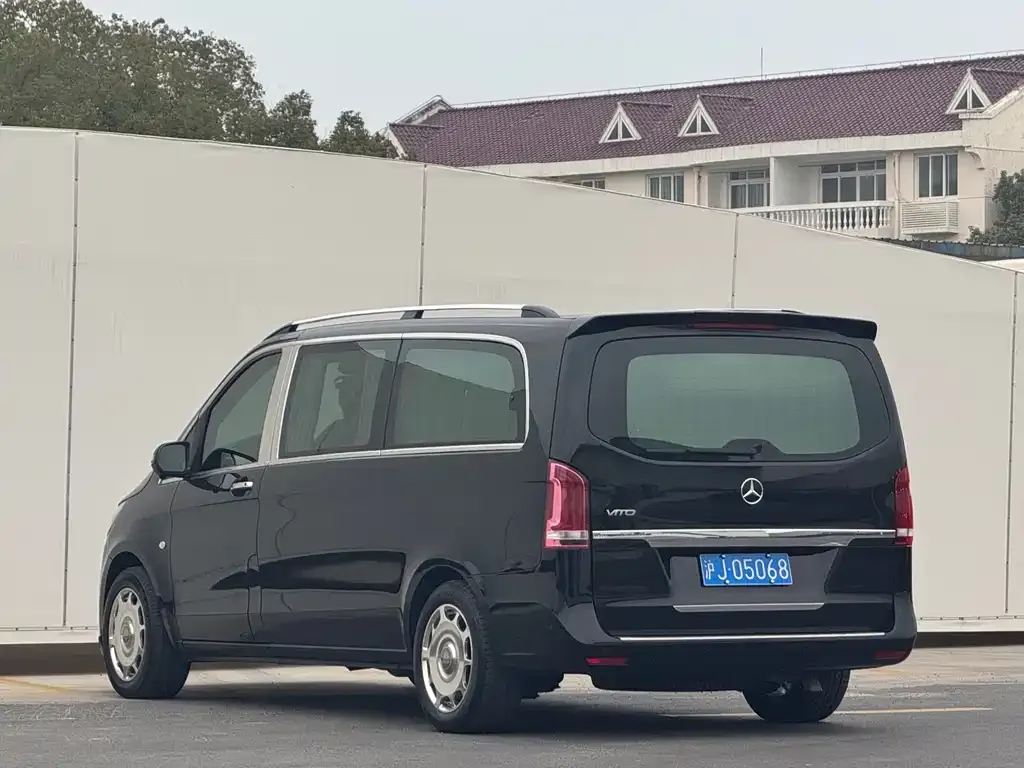 Mercedes-Benz Vito — фото 7