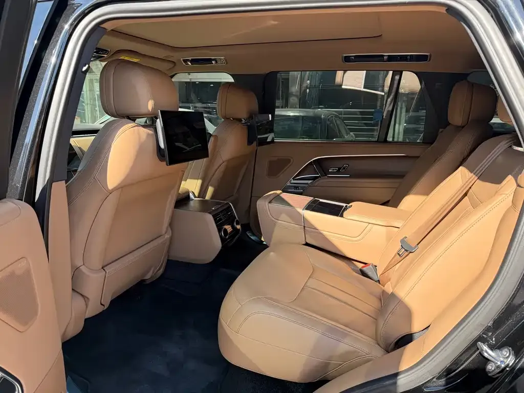 Land Rover Range Rover 2024 из CN, фото 9