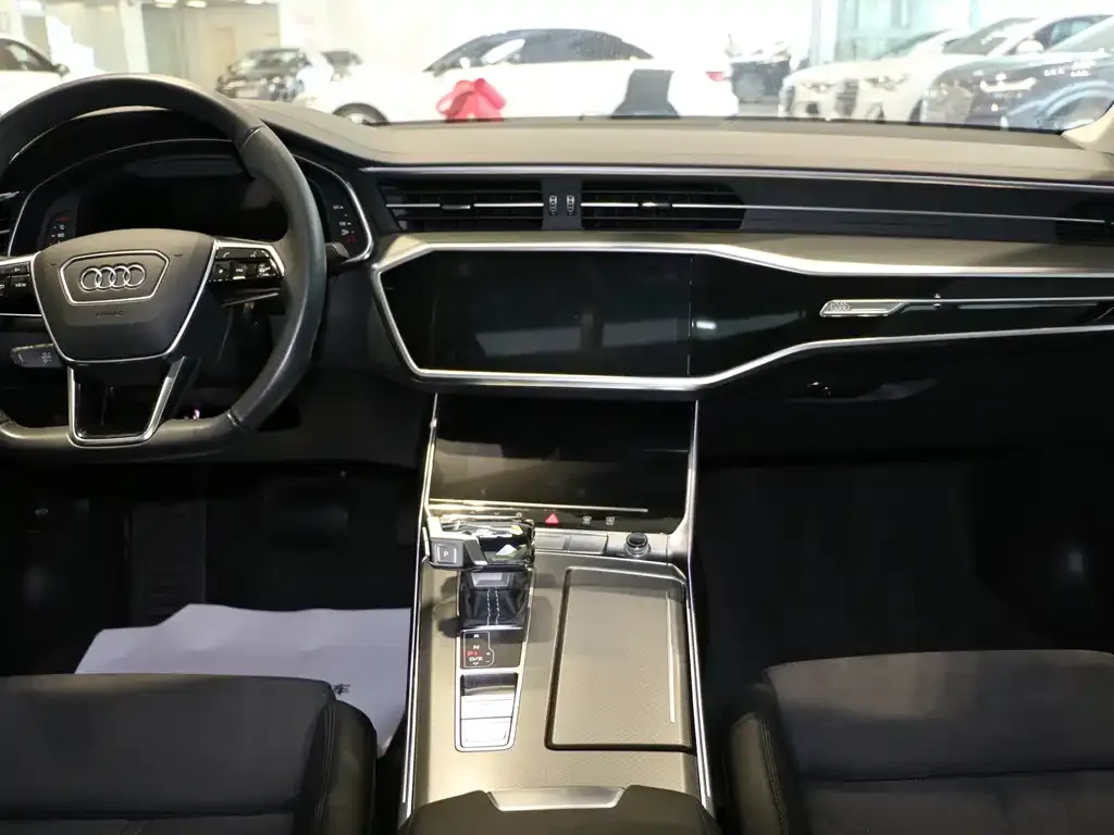 Audi A7 2024 из CN, фото 8