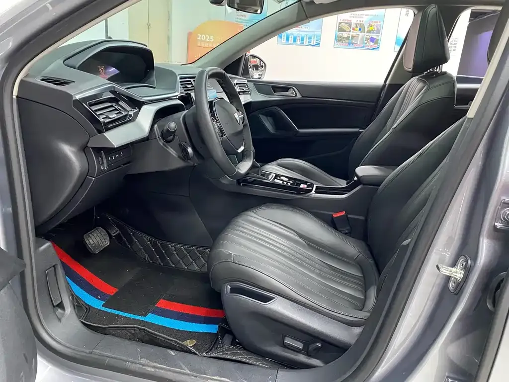 Peugeot 408 2024 из CN, фото 7