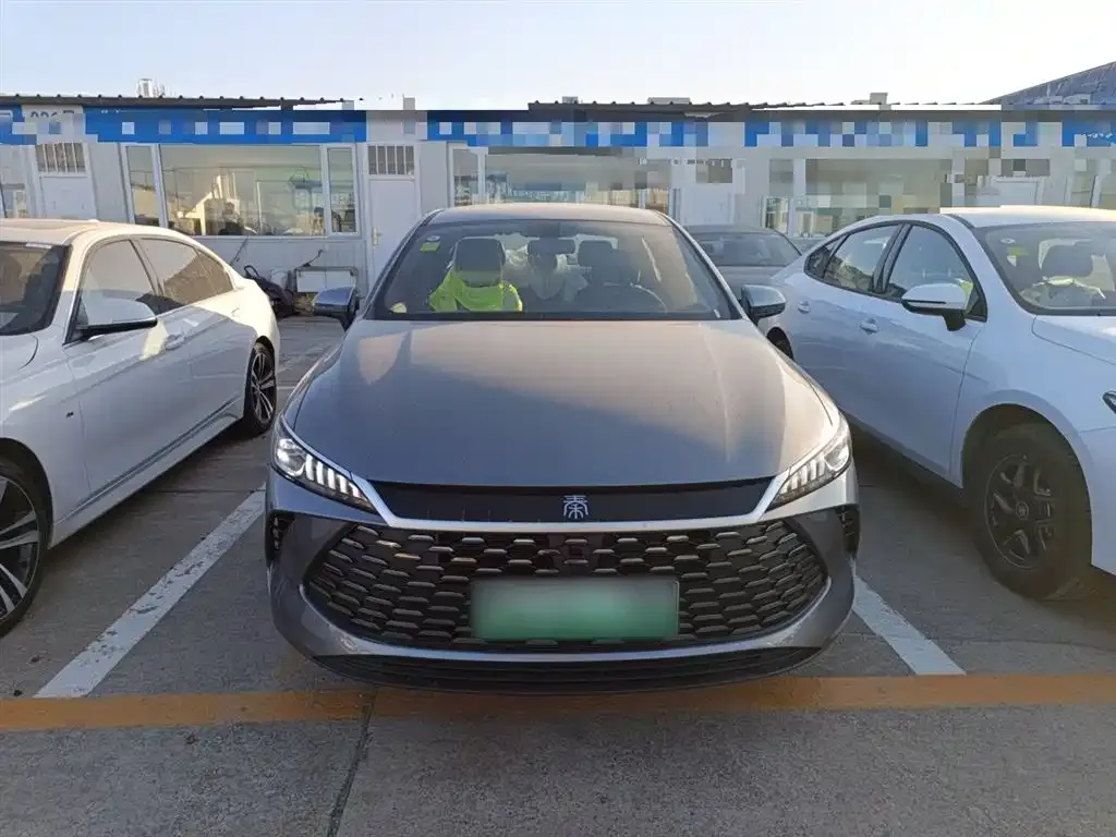 BYD Qin PLUS — фото 10