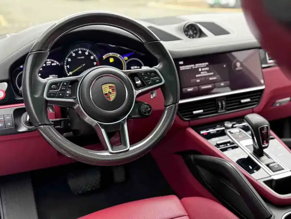 Porsche Cayenne Hybrid — фото 8