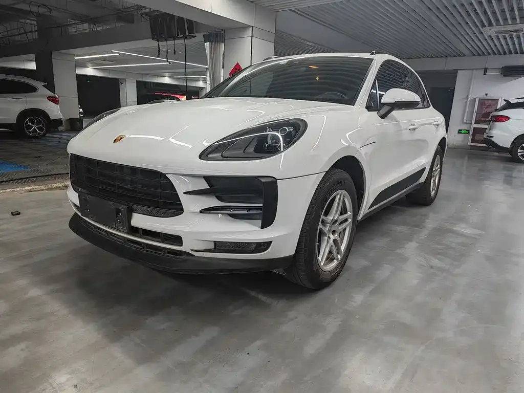 Porsche Macan — фото 1