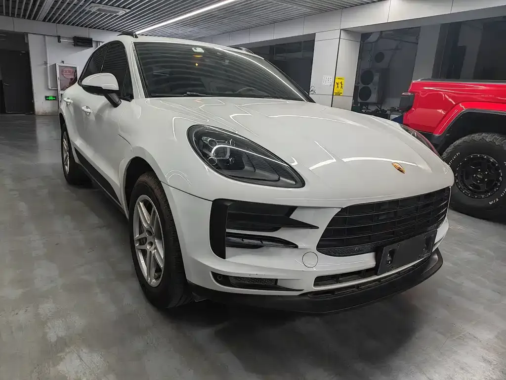 Porsche Macan — фото 3