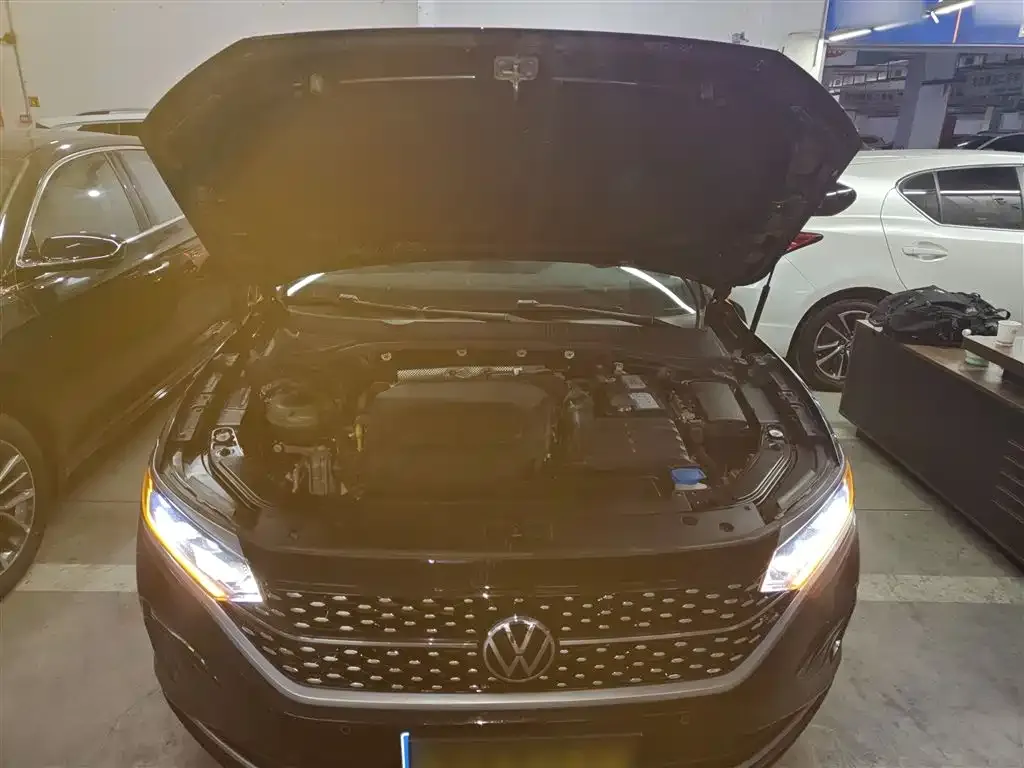Volkswagen Passat — фото 4