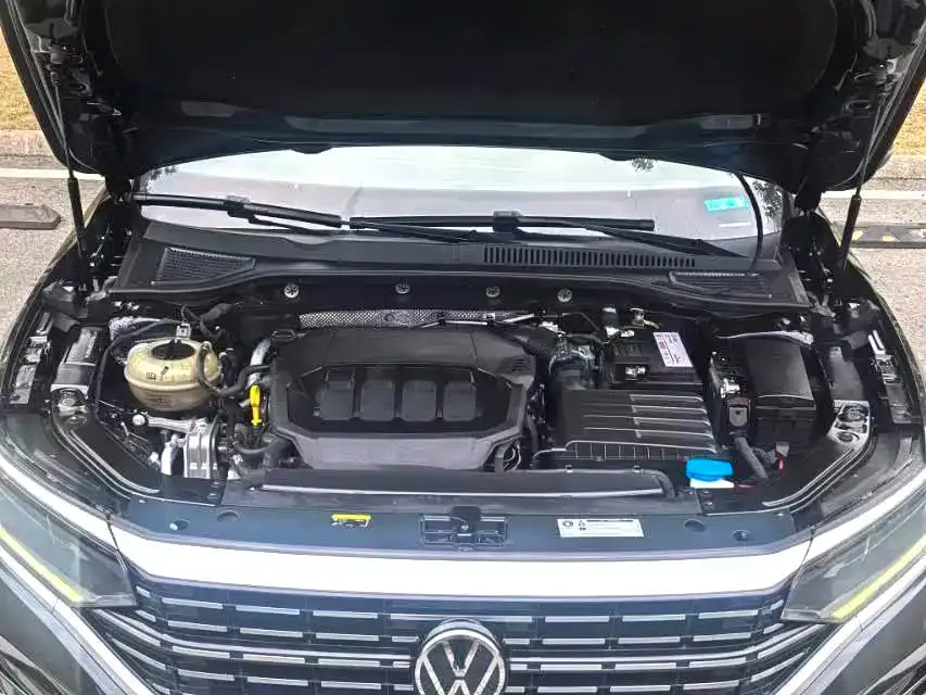 Volkswagen Passat 2022 из CN, фото 4